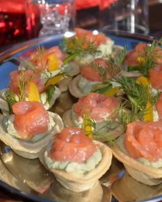 Тарталетки с муссом из авокадо