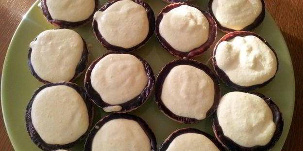 тарталетки с нежнейшим манговым кремом и взбитыми сливками