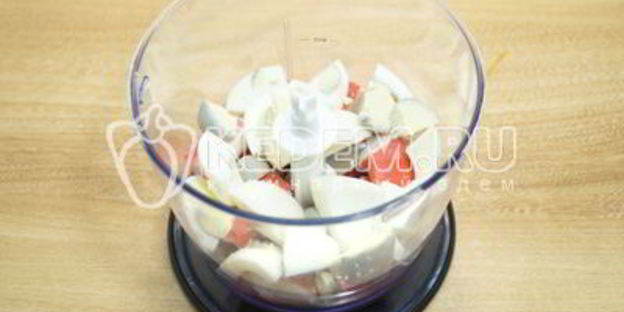 тарталетки с паштетом из крабового мяса