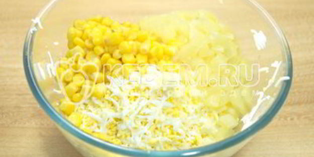 тарталетки с пикантным салатом