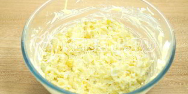 тарталетки с пикантным салатом