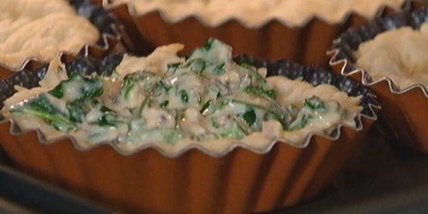 тарталетки с рикоттой и руколой