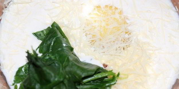 тарталетки с тыквой и фетой в сливочно-шпинатной заливке