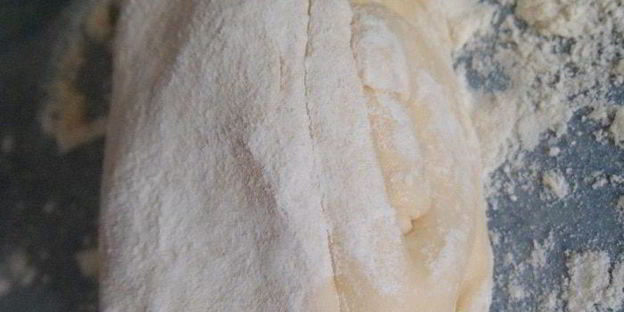 тарталетки с яблоками, орехами и крем-фрешем