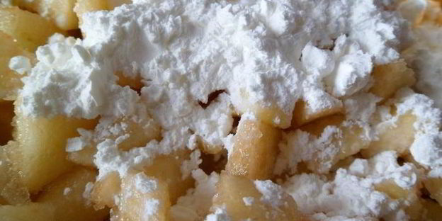 тарталетки с яблоками, орехами и крем-фрешем