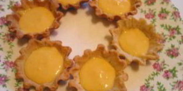 тарталетки с ягодами