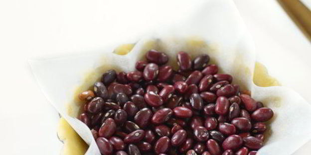 тарталетки с заварным кремом и клубникой