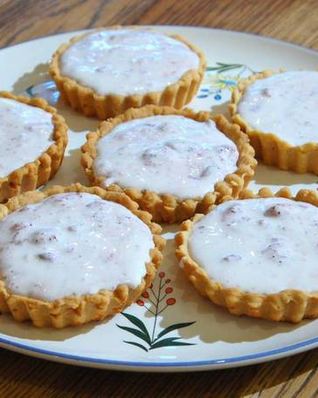 Тарталетки с земляничным кремом