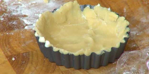 тарталетки с земляничным кремом