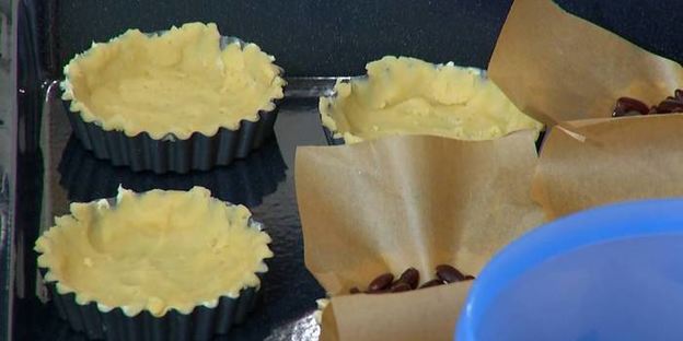 тарталетки с земляничным кремом