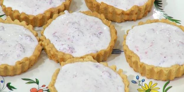 тарталетки с земляничным кремом