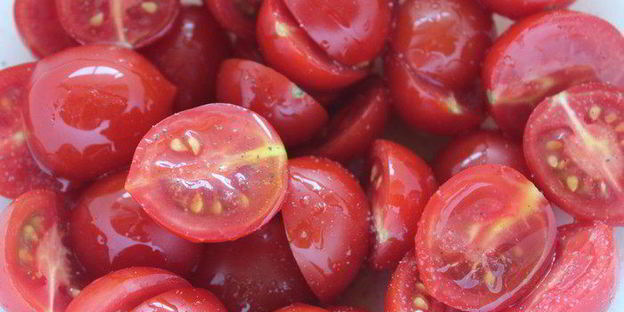 картофельный тарт с черри и укропом