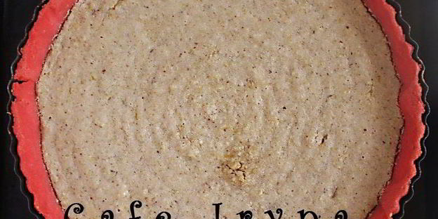 клубничный тарт с фундуком