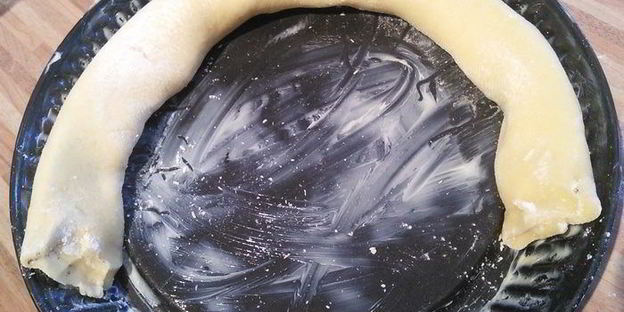 сливовый тарт с маковой начинкой