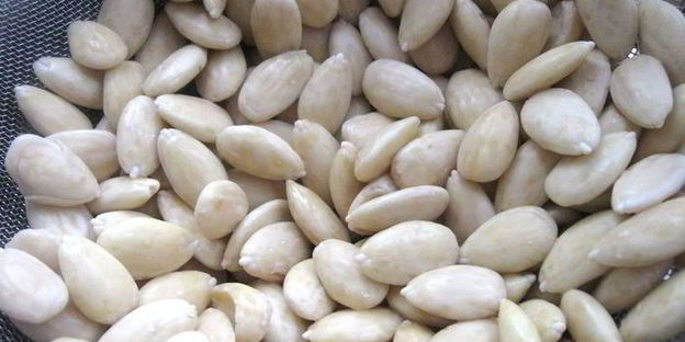 тарт с франжипаном и карамелизованной грушей