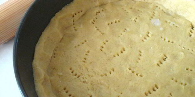 тарт с франжипаном и карамелизованной грушей