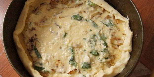 тарт с кабачком и базиликом на слоеном тесте