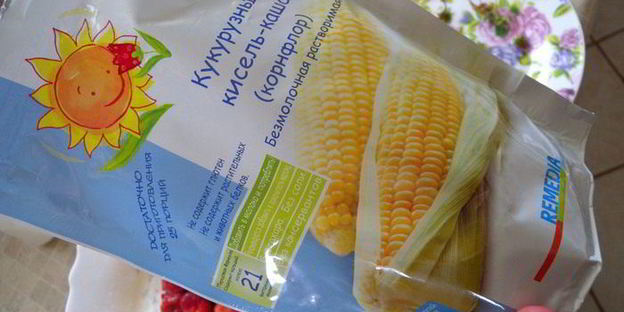 тарт с клубникой с розмарином и ежевикой с базиликом двойное удовольствие