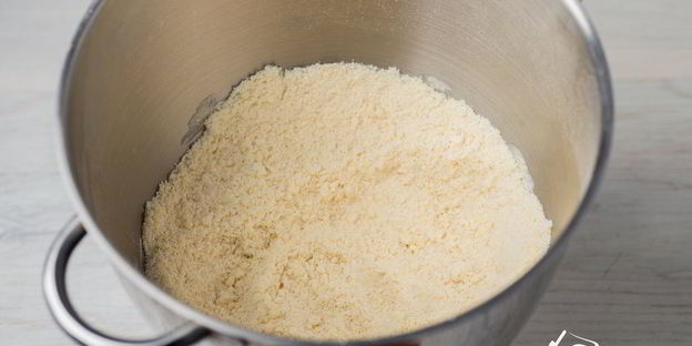 тарт с персиками и заварным кремом