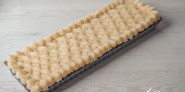 тарт с персиками и заварным кремом