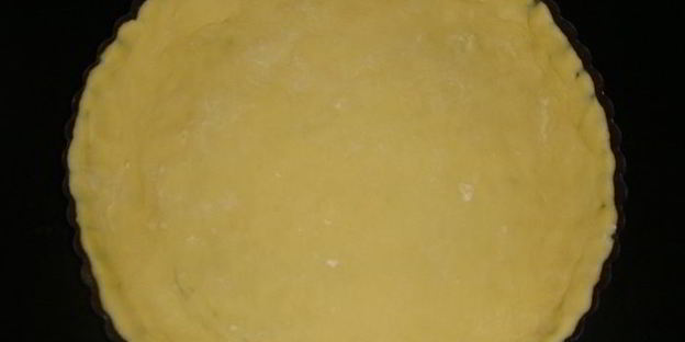 тарт с заварным кремом и малиновым желе