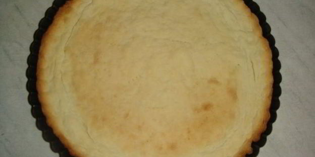 тарт с заварным кремом и малиновым желе