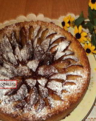 Тарт со сливами