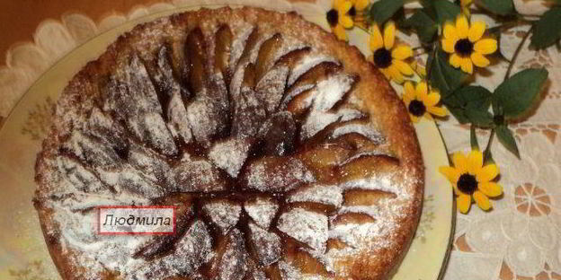 тарт со сливами