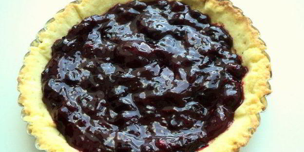 тарт со смородиной и творогом