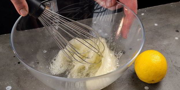 творожный тарт с малиной