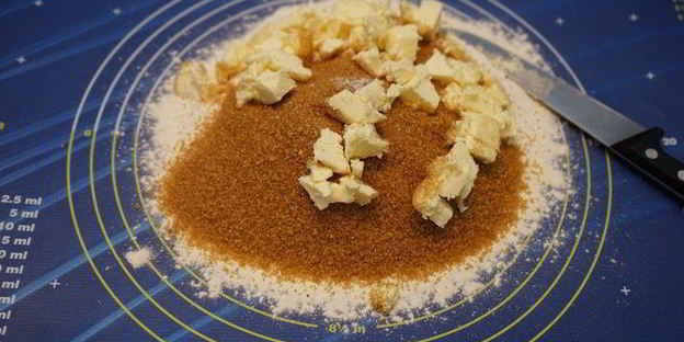 тыквенный тарт с апельсином на ореховом тесте