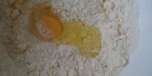 яблочный тарт с ванильным кремом