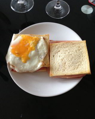 Французские тосты крок-мадам и крок-месье