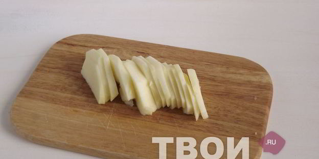 французские тосты, запеченные с яблоком