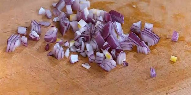 тосты с индейкой и овощами