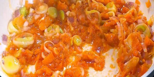 тосты с индейкой и овощами