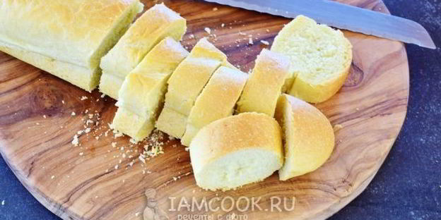 тосты с оливковой пастой и сыром фета