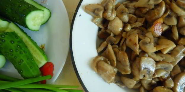 тосты с шампиньонами