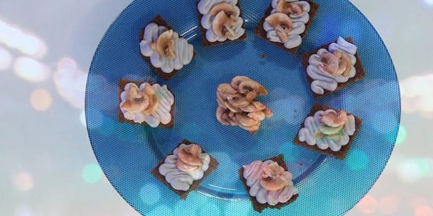 тосты с сыром и шампиньонами