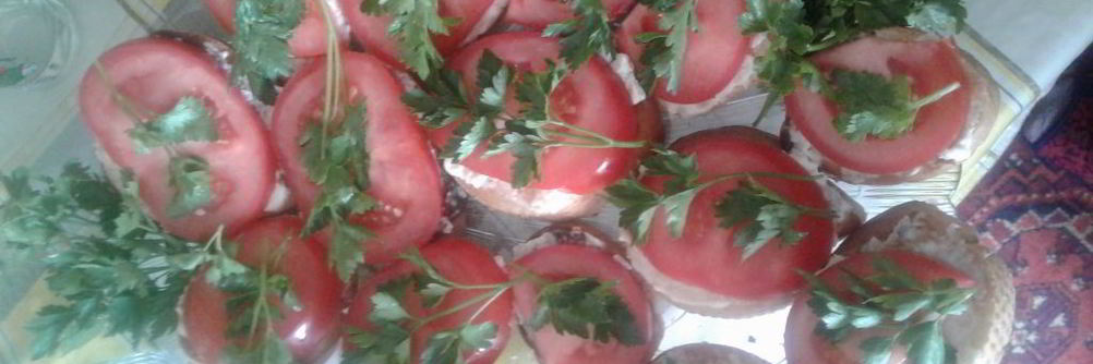 Тосты с томатами