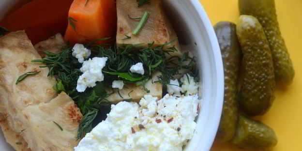 тосты с творожно-овощной пастой