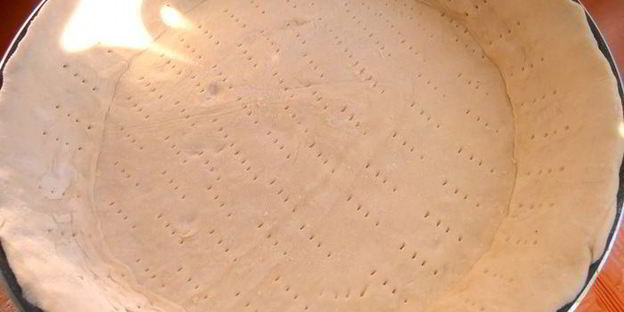 глазунья в съедобной сковородке