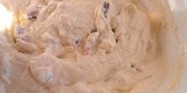 глазунья в съедобной сковородке