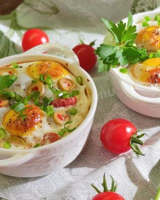 Питательная яичница с тунцом