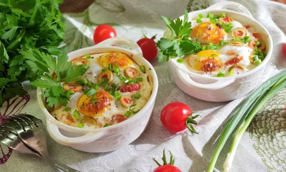 Рецепт питательной яичницы с тунцом