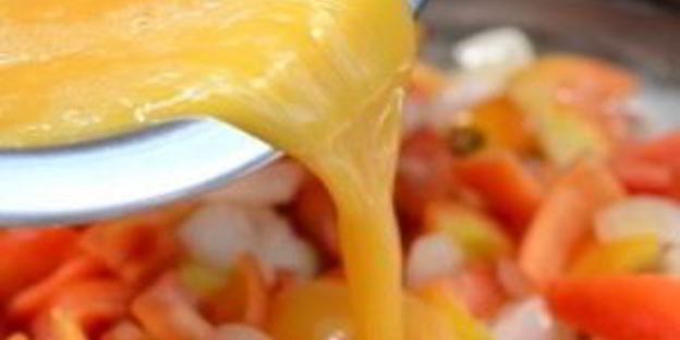 яичница-болтунья с помидорами