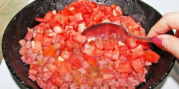 яичница с кабачками