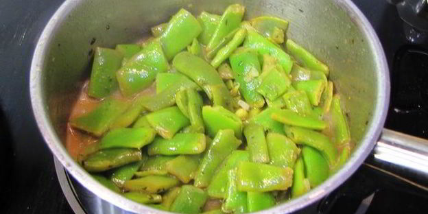 яичница с плоской стручковой фасолью