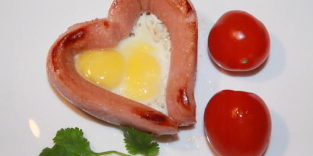 яичница с сосиской breakfast for you