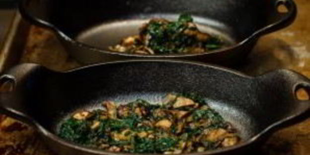 яичница со шпинатом и грибами в духовке